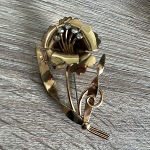 Gold Floral Brooch with Rhinestones